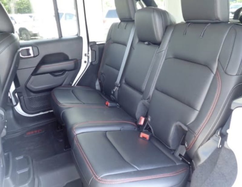 Jeep Wrangler Rubicon  - photo 7