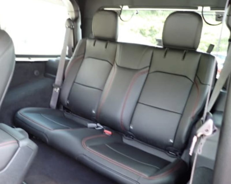 Jeep Wrangler Rubicon  - photo 7