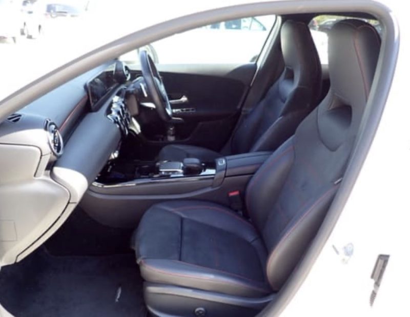 Mercedes-Benz A200d AMG Line - photo 6