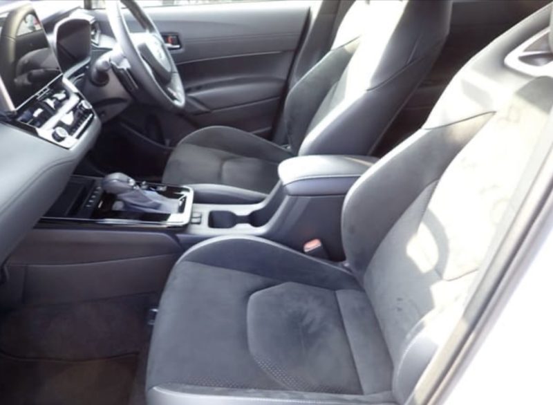 Toyota COROLLA CROSS GR SPORT - photo 7