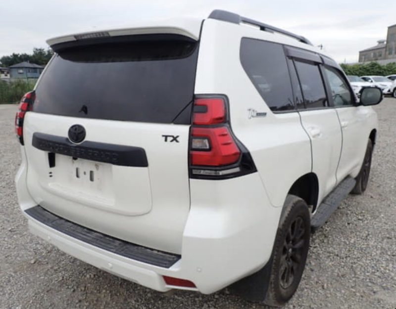 Toyota LAND CRUISER PRADO TXL BLACK MATT EDITION - photo 4