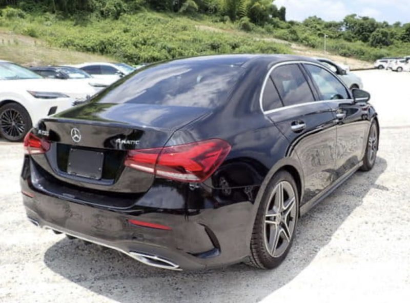 Mercedes-Benz A250 SEDAN AMG LINE - photo 4