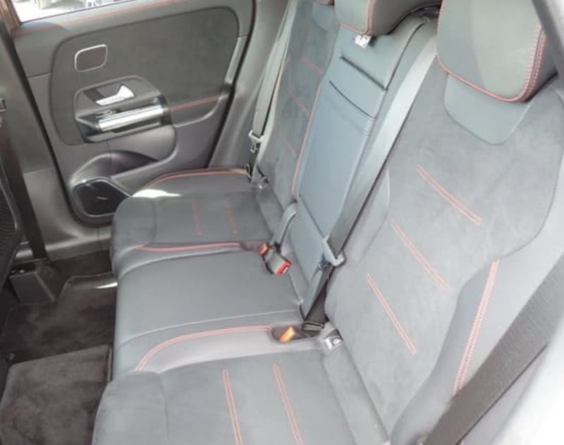 Mercedes-Benz GLA200d AMG Line  - photo 9