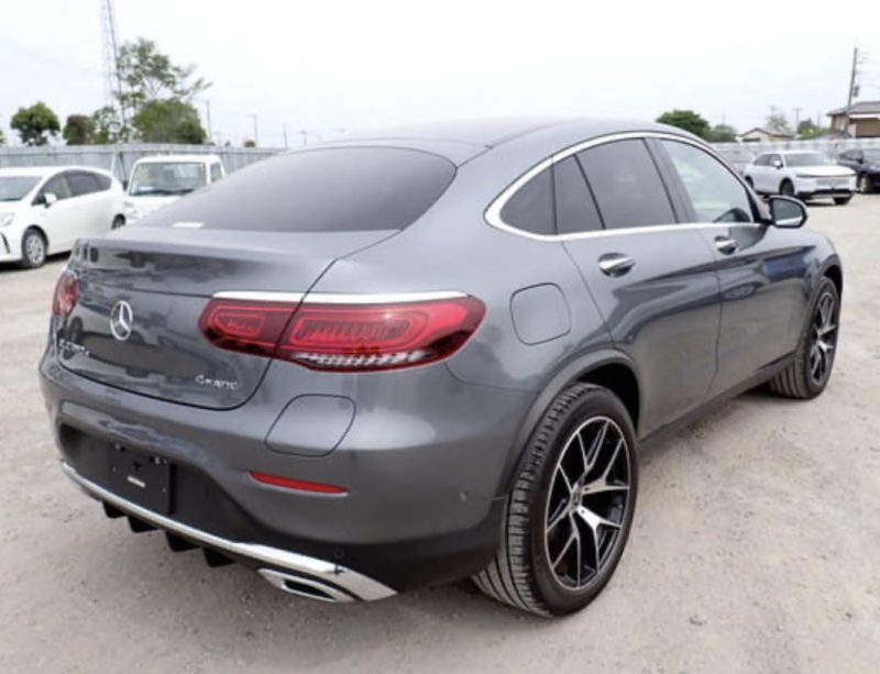 Mercedes-Benz GLC350 AMG Line - photo 3