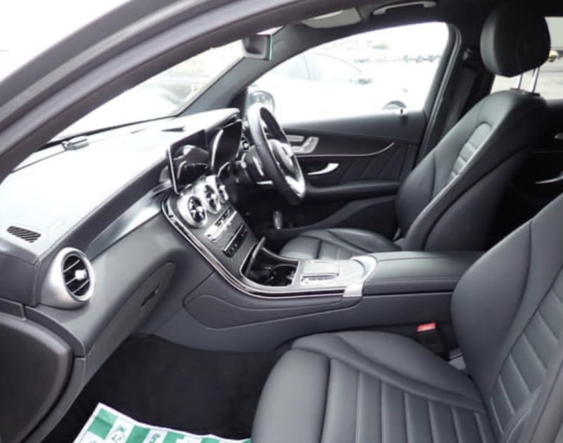 Mercedes-Benz GLC350 AMG Line - photo 6
