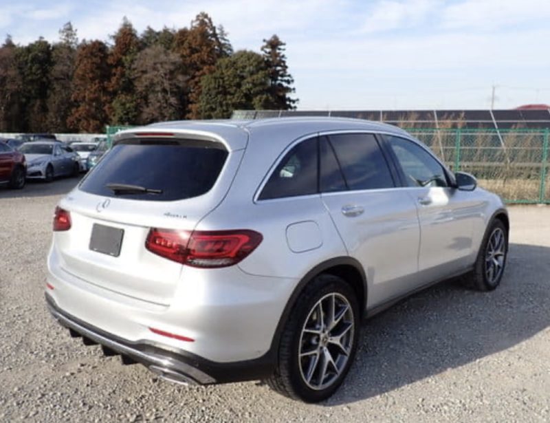 Mercedes-Benz GLC300 AMG Line - photo 3
