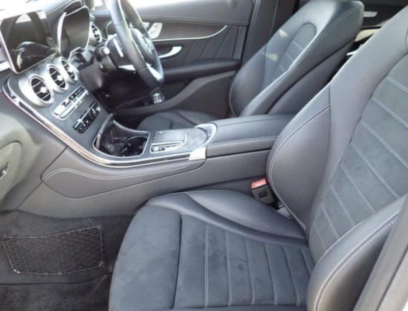Mercedes-Benz GLC300 AMG Line - photo 6