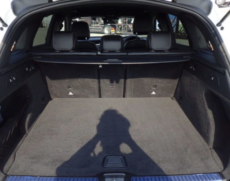 Mercedes-Benz GLC300 AMG Line - photo 8