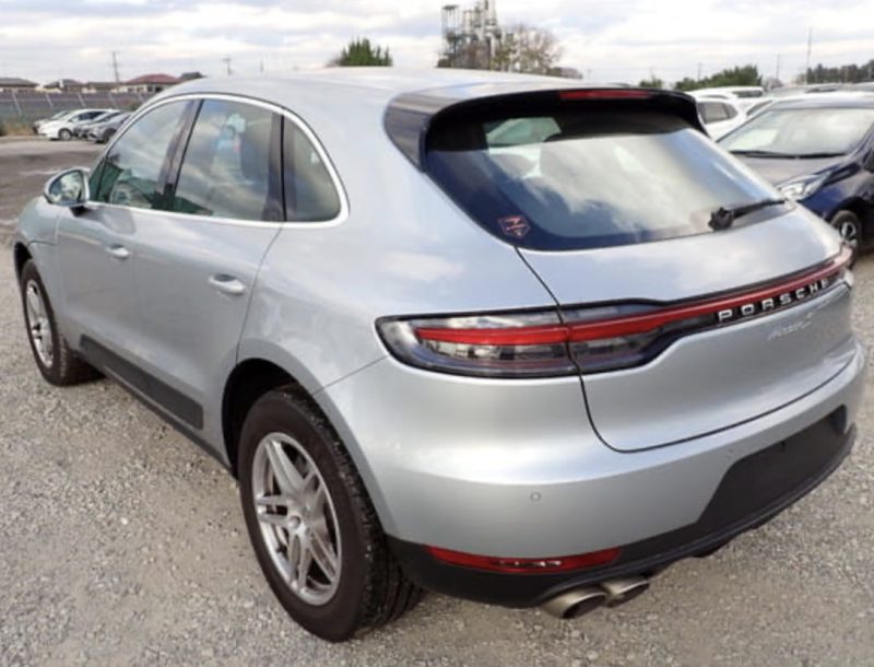Porsche MACAN S - photo 2