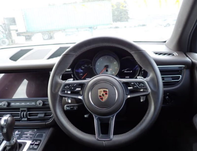 Porsche MACAN S - photo 9