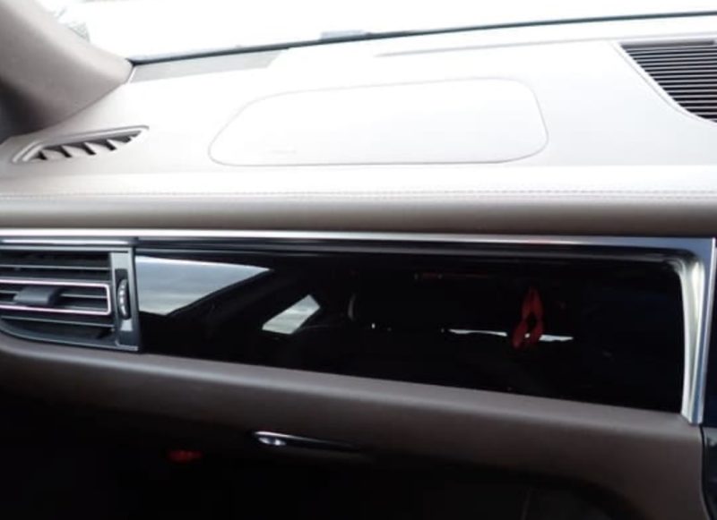 Porsche MACAN S - photo 10