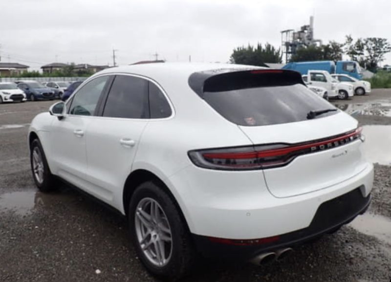 Porsche MACAN S - photo 2