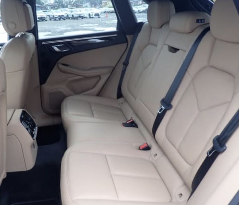 Porsche MACAN S - photo 7