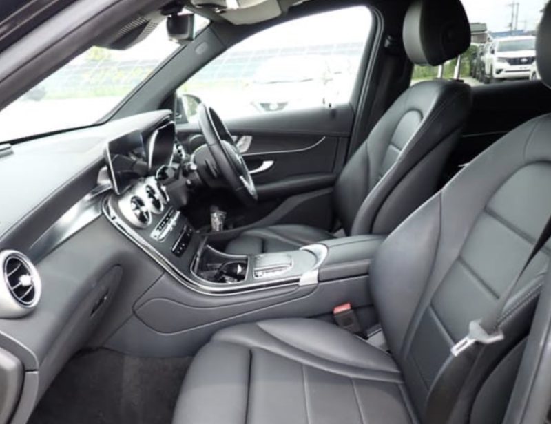 Mercedes-Benz GLC220d AMG Line - photo 8