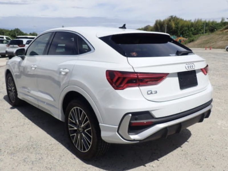 Audi 	Q3 Sportback 35TFSI Quattro S Line - photo 2