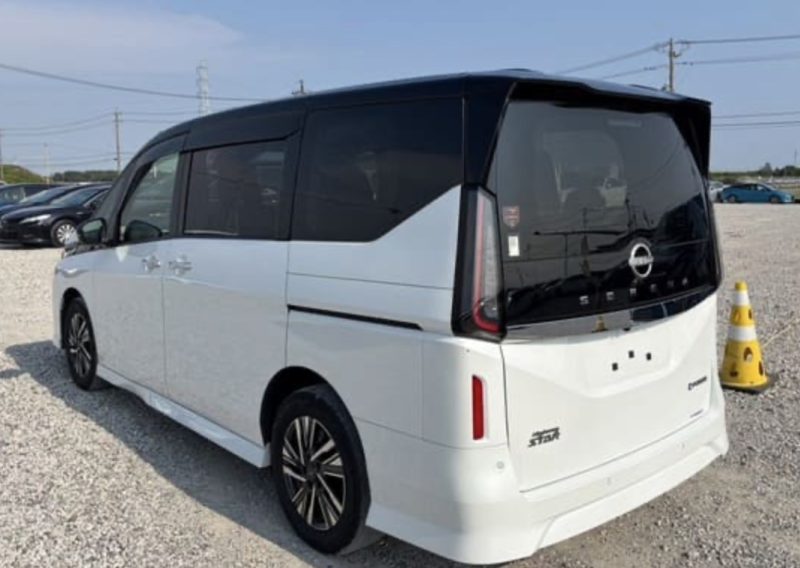 Nissan SERENA HIGHWAY STAR - photo 3