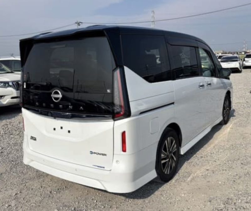 Nissan SERENA HIGHWAY STAR - photo 5