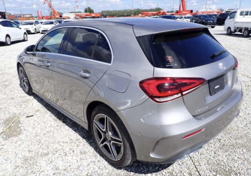 Mercedes-Benz A200d AMG Line - photo 2