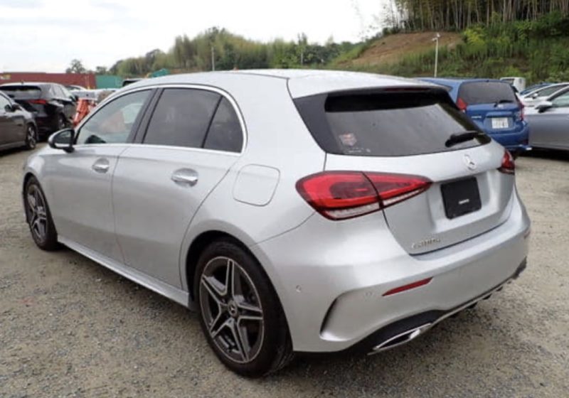 Mercedes-Benz A200d AMG Line - photo 2