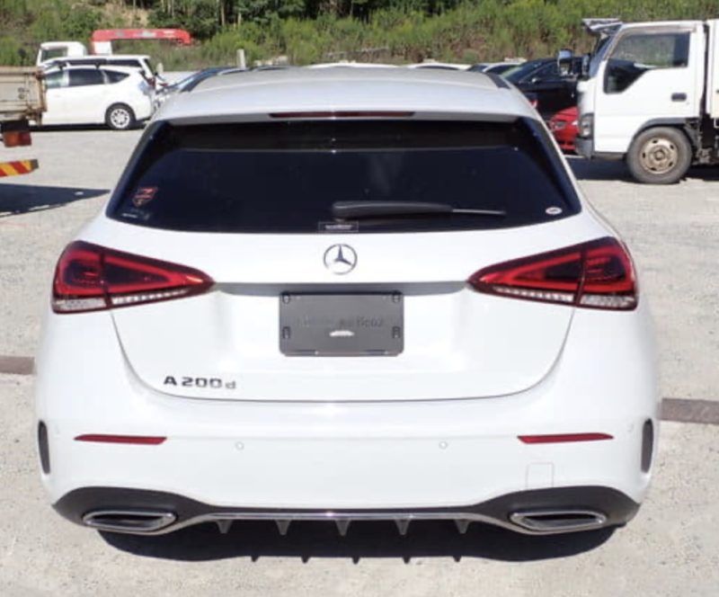 Mercedes-Benz A200d AMG Line - photo 3