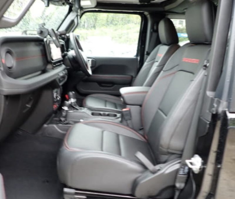 Jeep Wrangler Rubicon  - photo 8