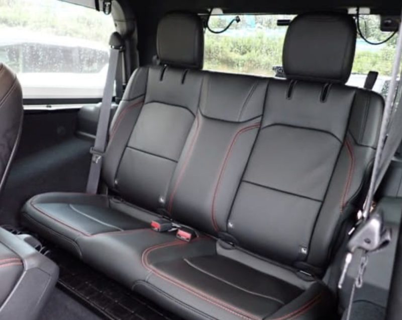 Jeep Wrangler Rubicon  - photo 2