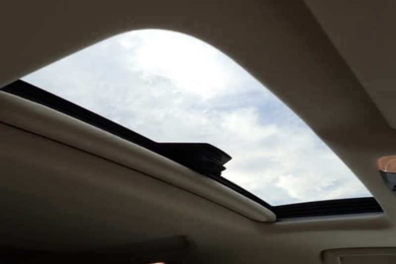 Toyota Alphard  - photo 10