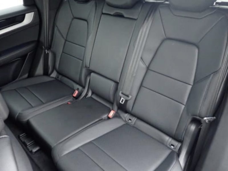 Porsche Cayenne  - photo 6