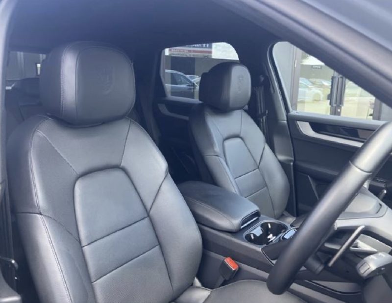 Porsche Cayenne  - photo 9
