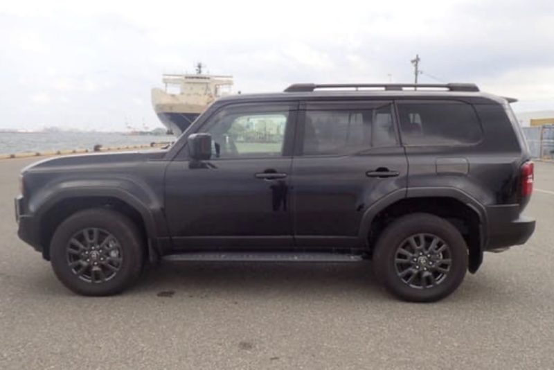Toyota LAND CRUISER VX - photo 2