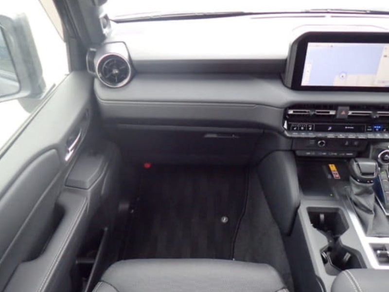 Toyota LAND CRUISER VX - photo 13