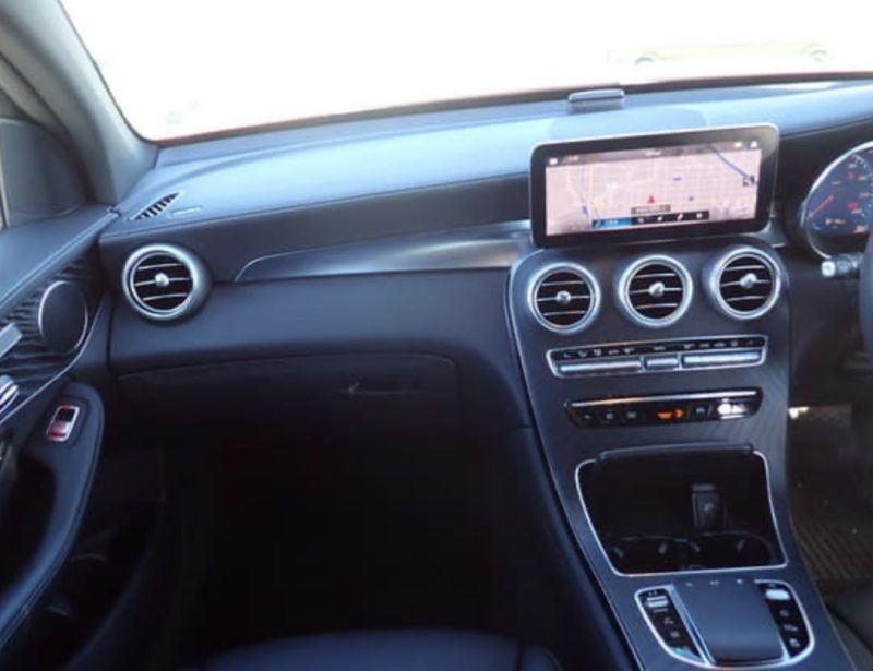 Mercedes-Benz GLC220d AMG Line - photo 9