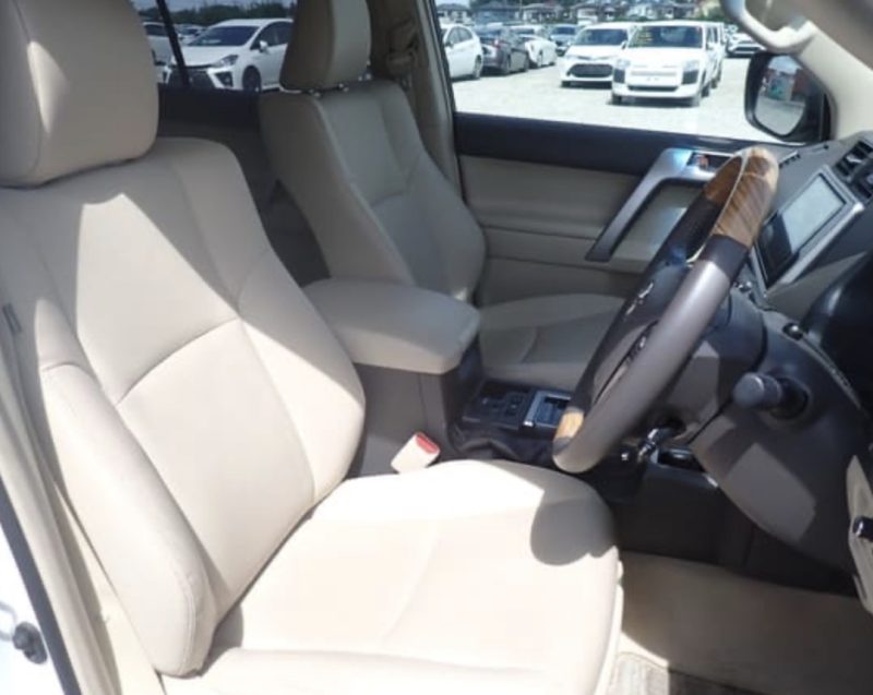 Toyota Land Cruiser Prado - photo 7