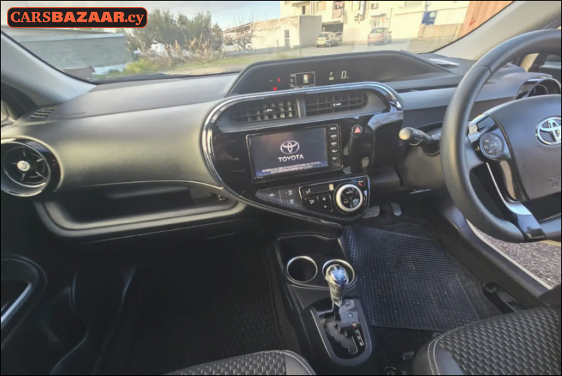 Toyota Aqua Cross - photo 7