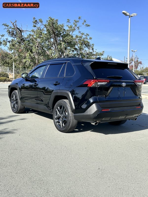Toyota RAV4 Adventure  - photo 5