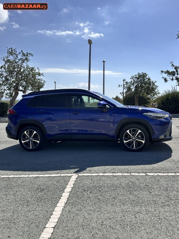 Toyota Corolla Cross - photo 13