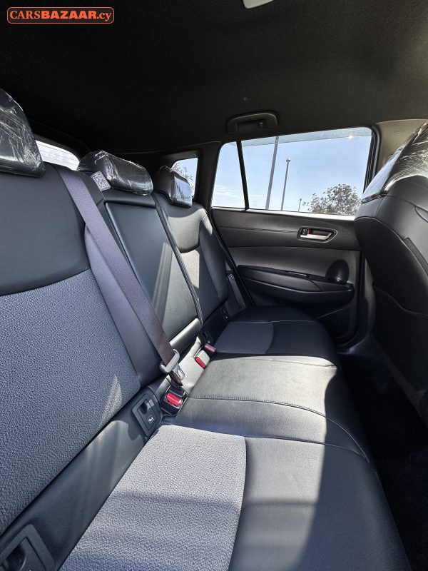Toyota Corolla Cross - photo 12