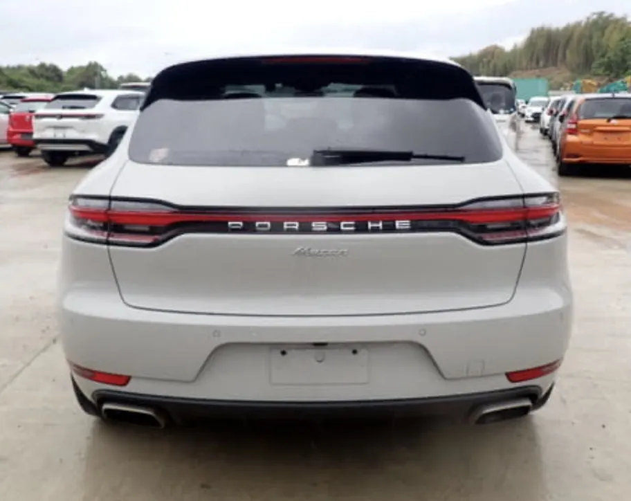 Porsche MACAN - photo 3