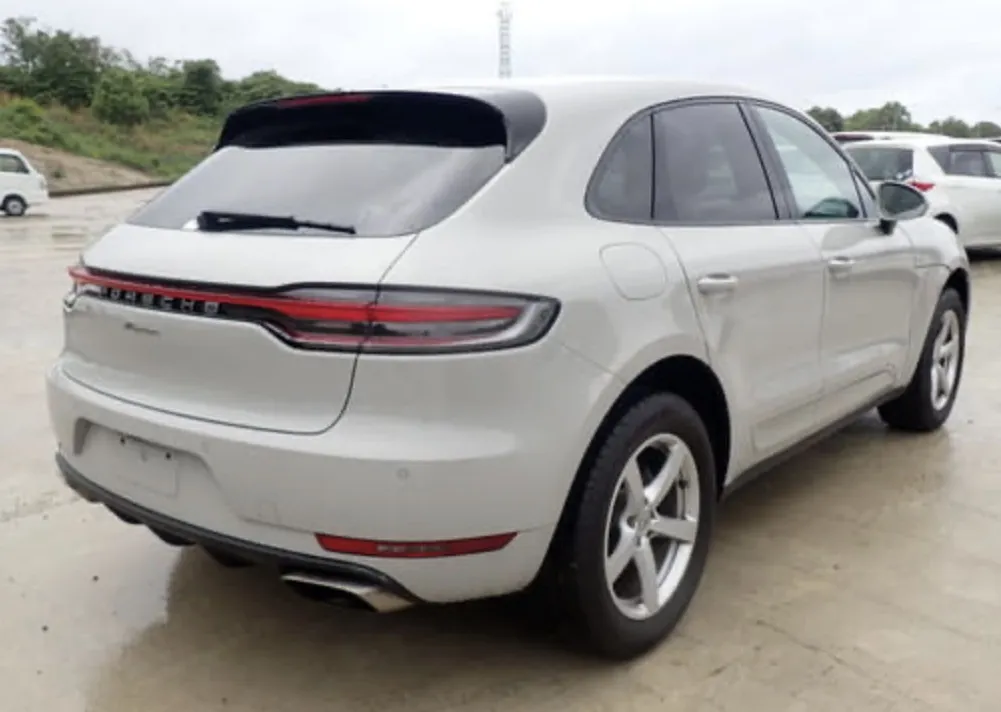 Porsche MACAN - photo 4