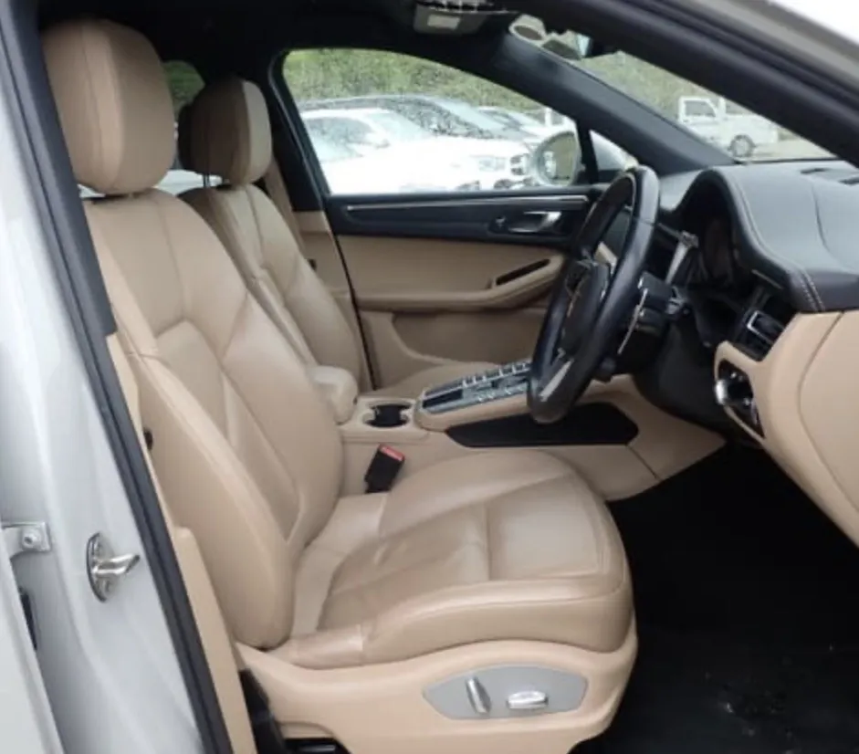 Porsche MACAN - photo 6