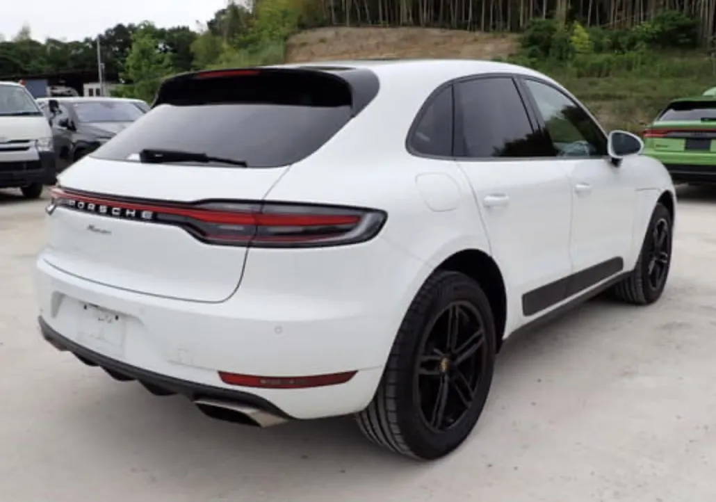 Porsche MACAN - photo 3