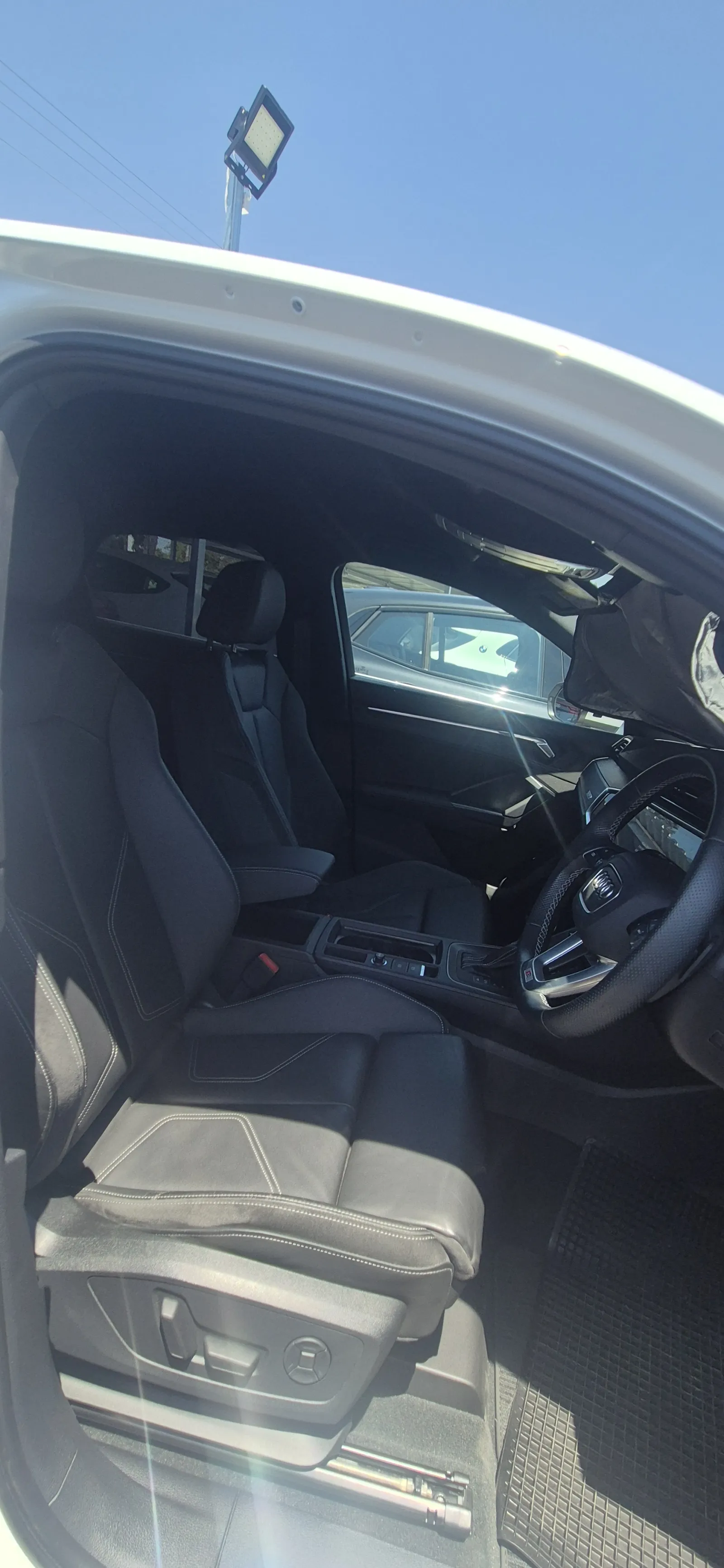 Audi Q3 - photo 3