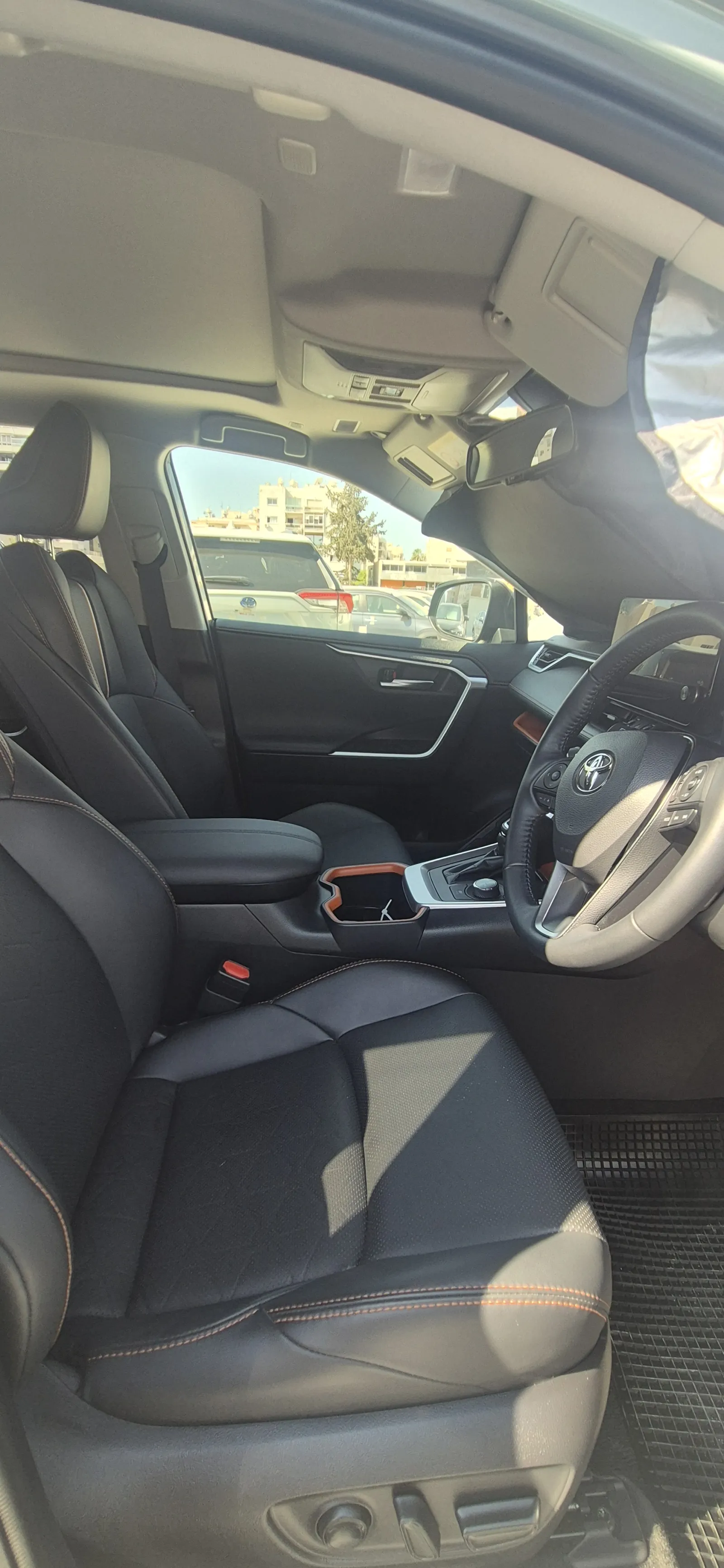 Toyota RAV 4 ADVENTURE - photo 5