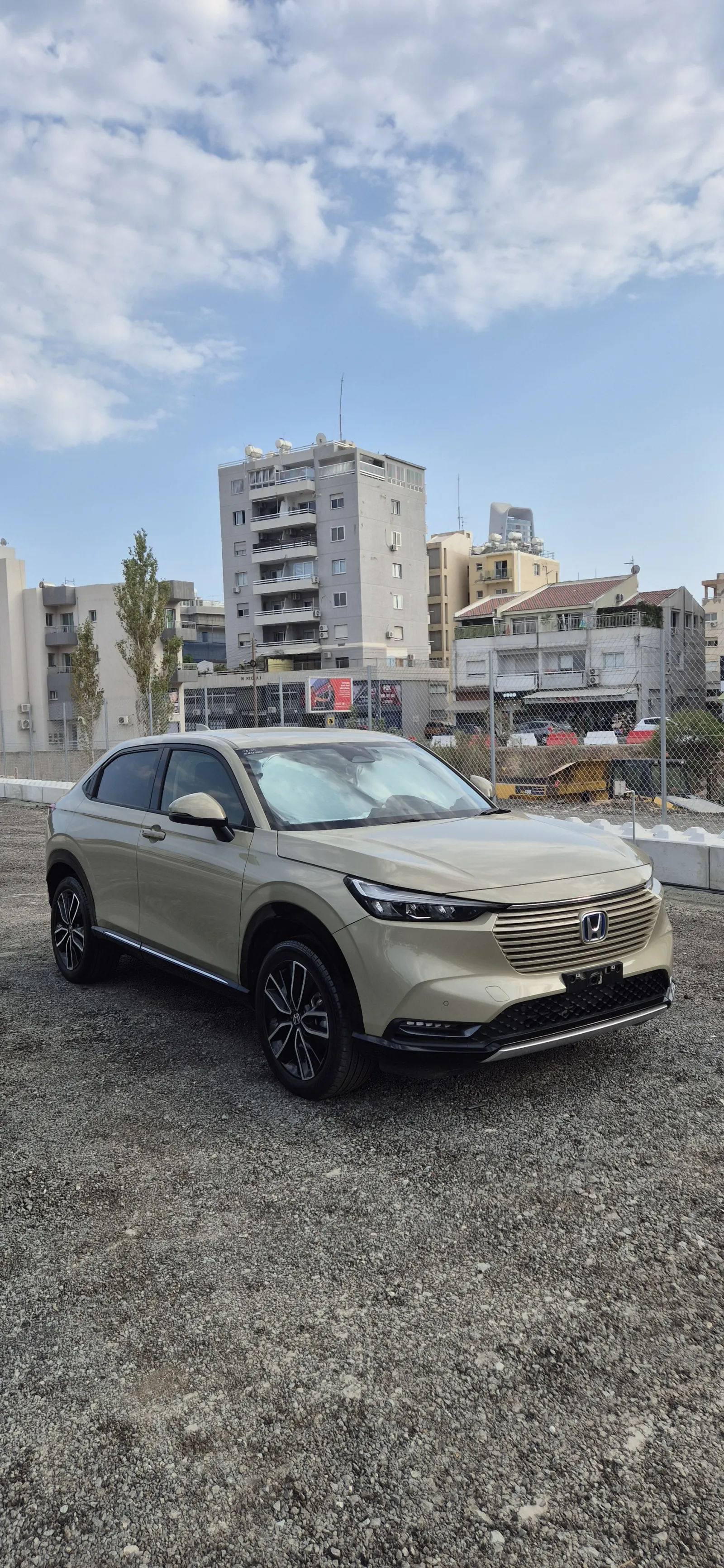 Honda VEZEL - photo 2