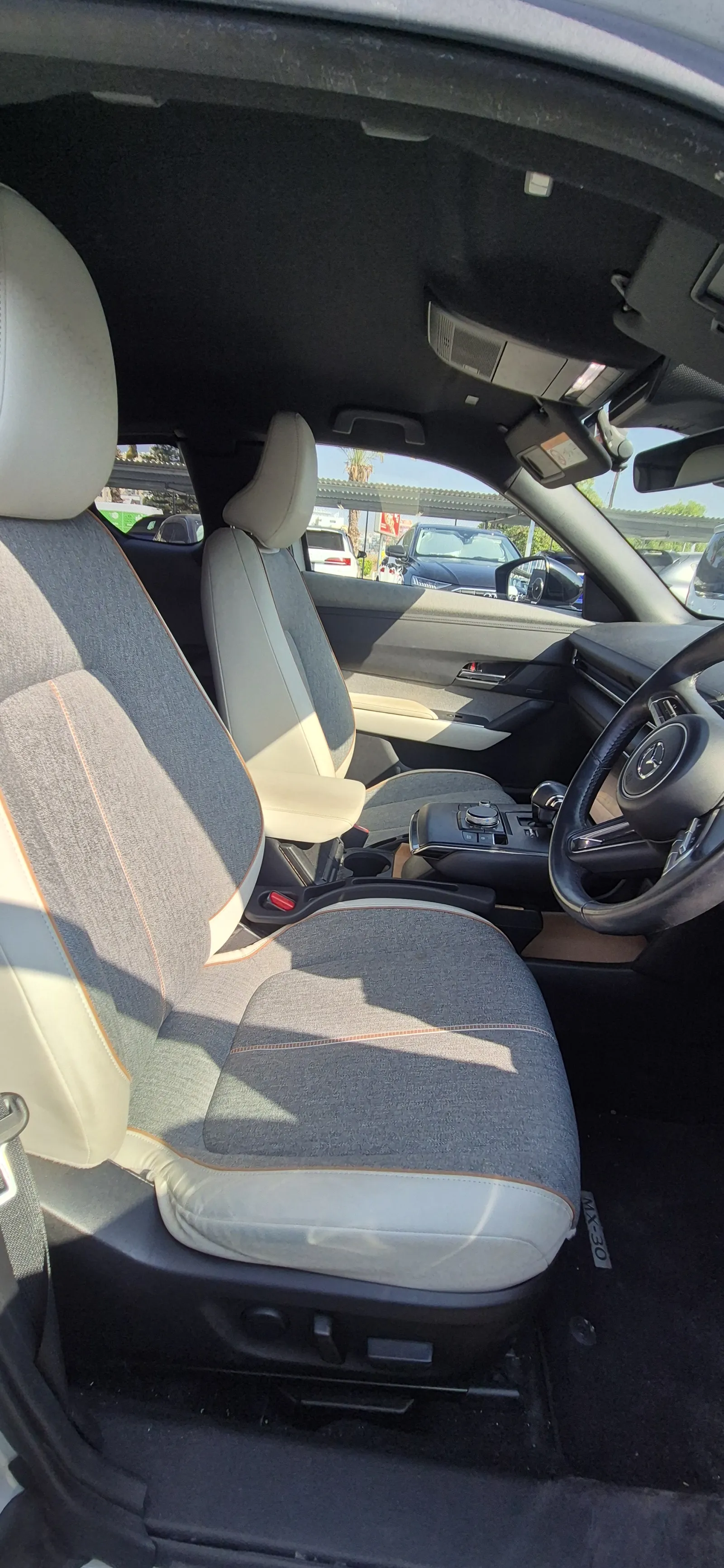 Mazda MX 30 - photo 5