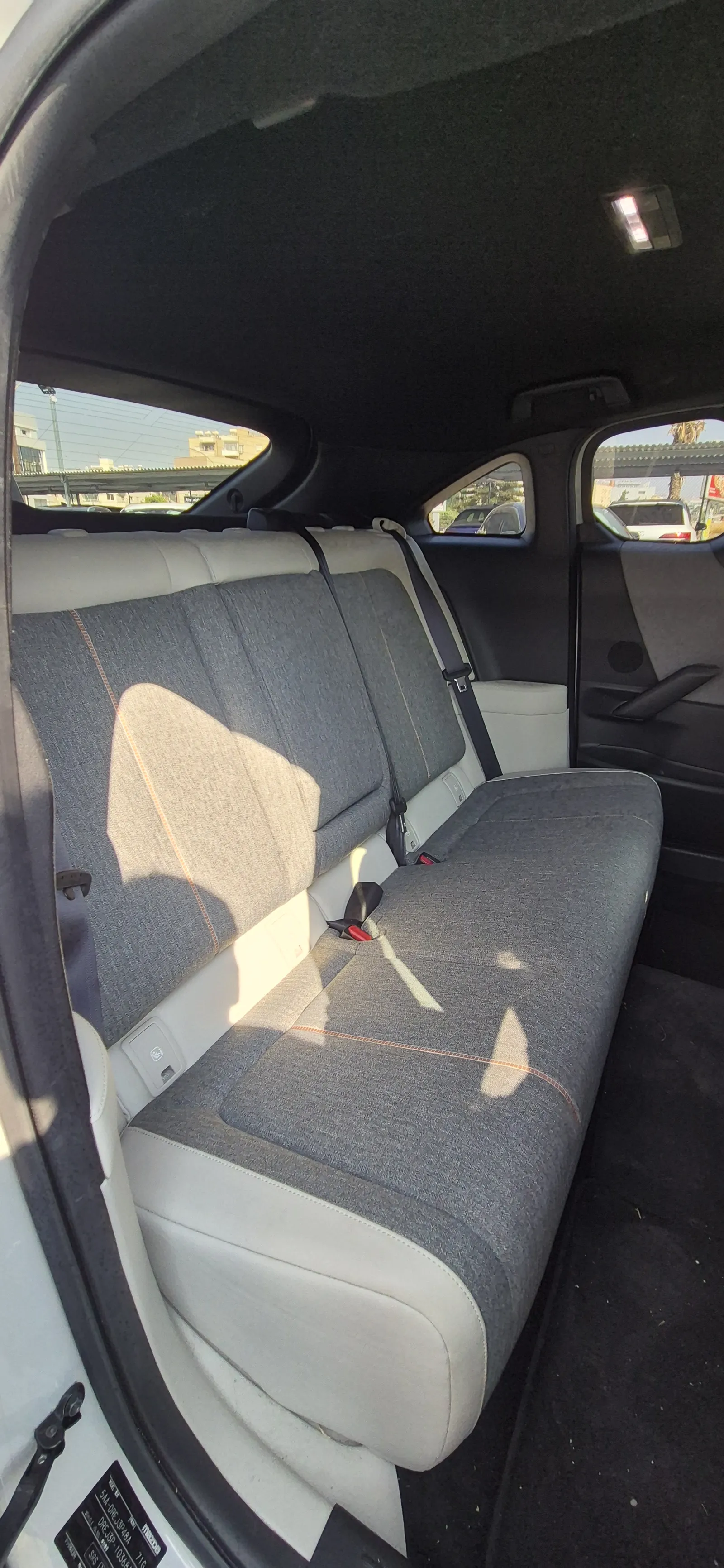 Mazda MX 30 - photo 6