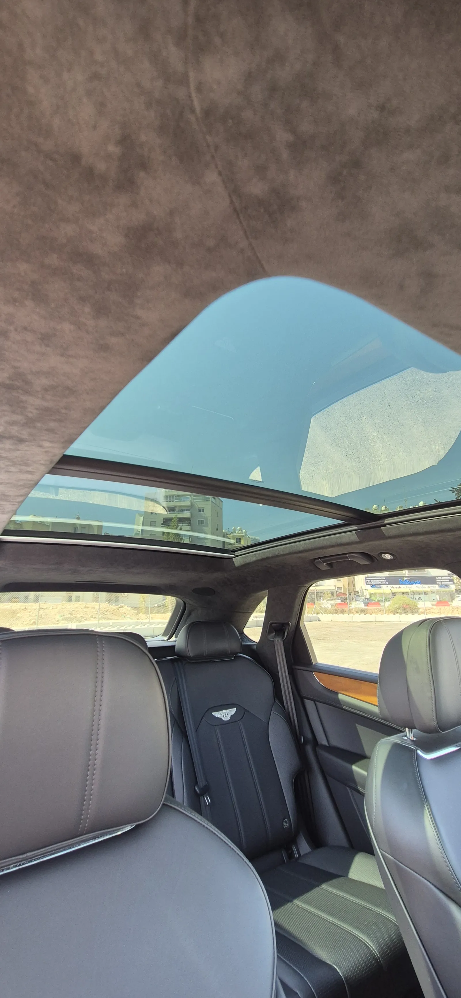 Bentley Bentayga - photo 7