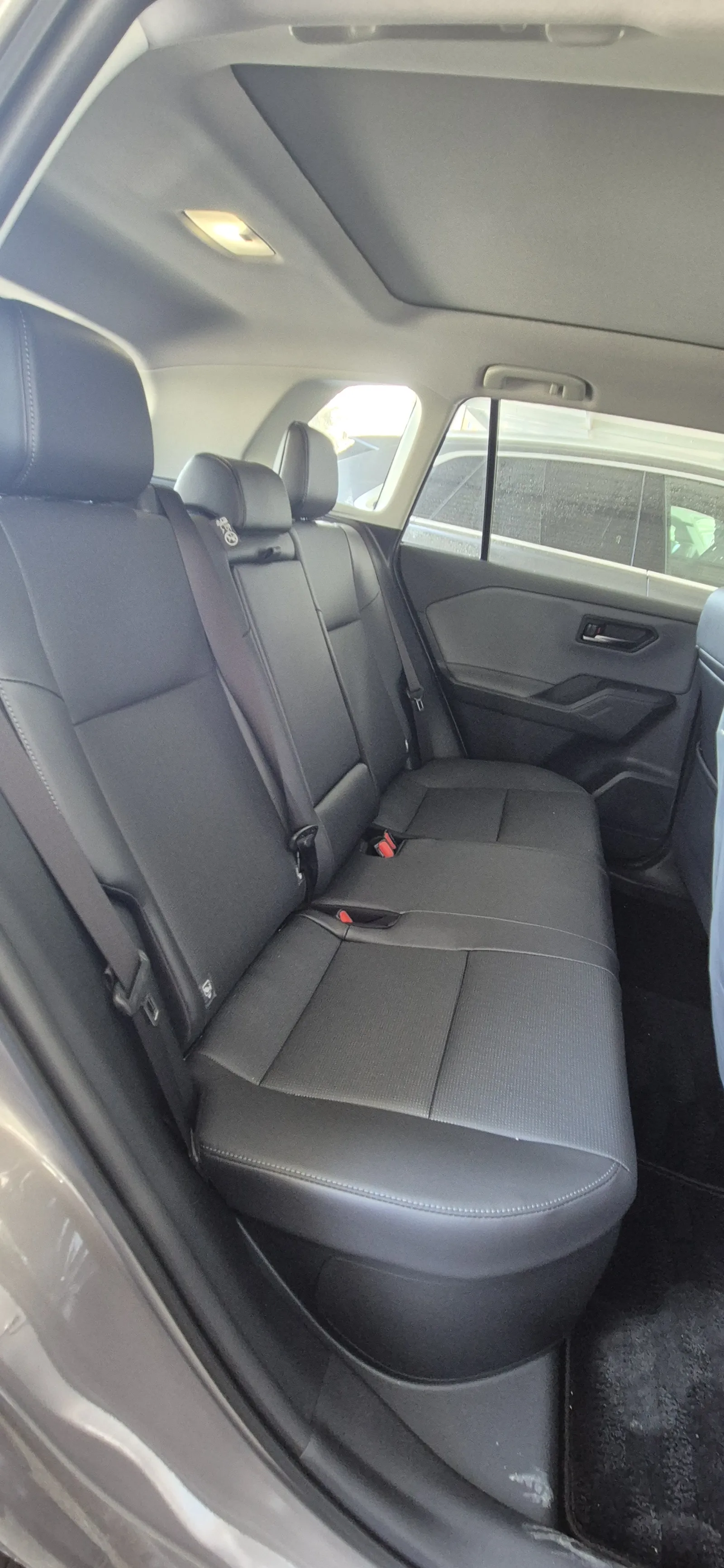 Toyota RAV 4 - photo 6