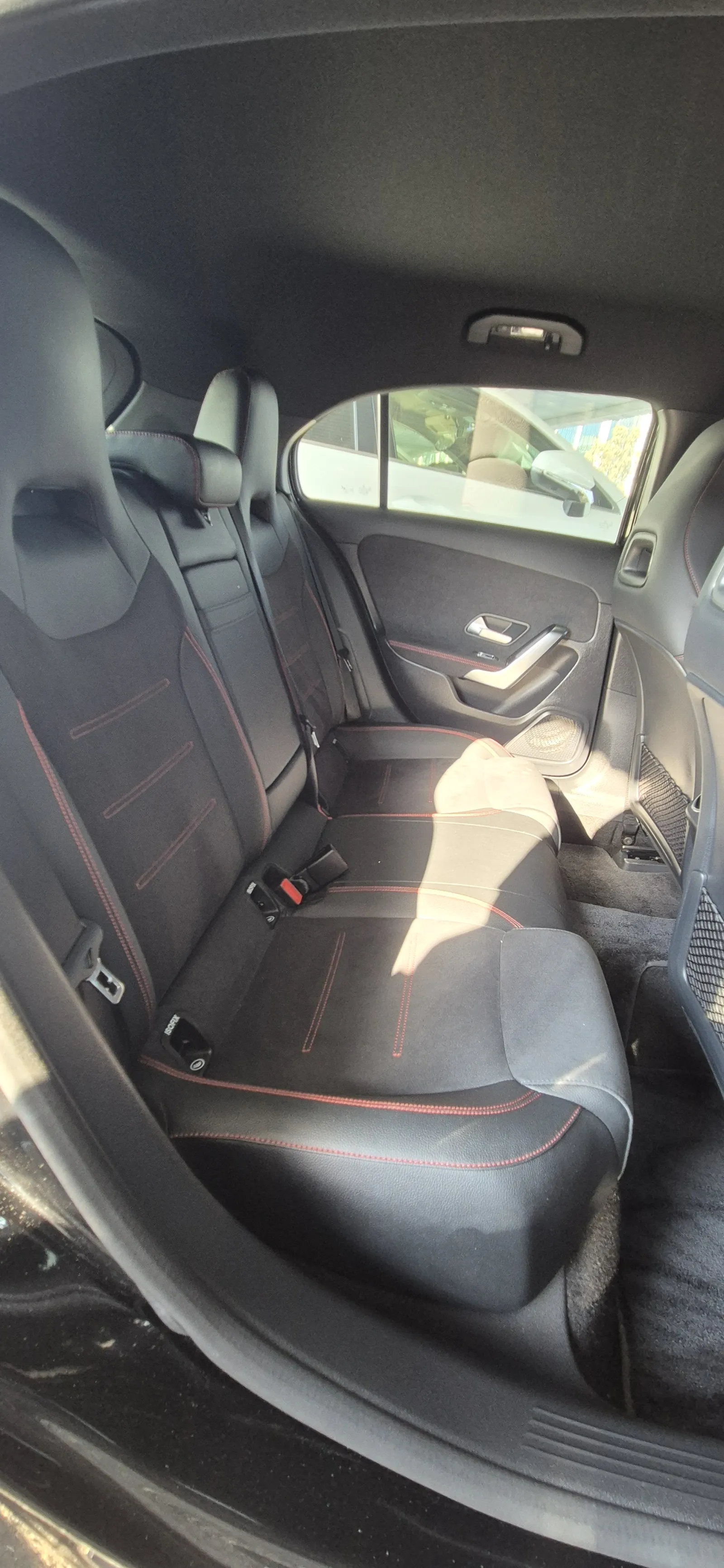 Mercedes-Benz A 200d AMG Line - photo 6