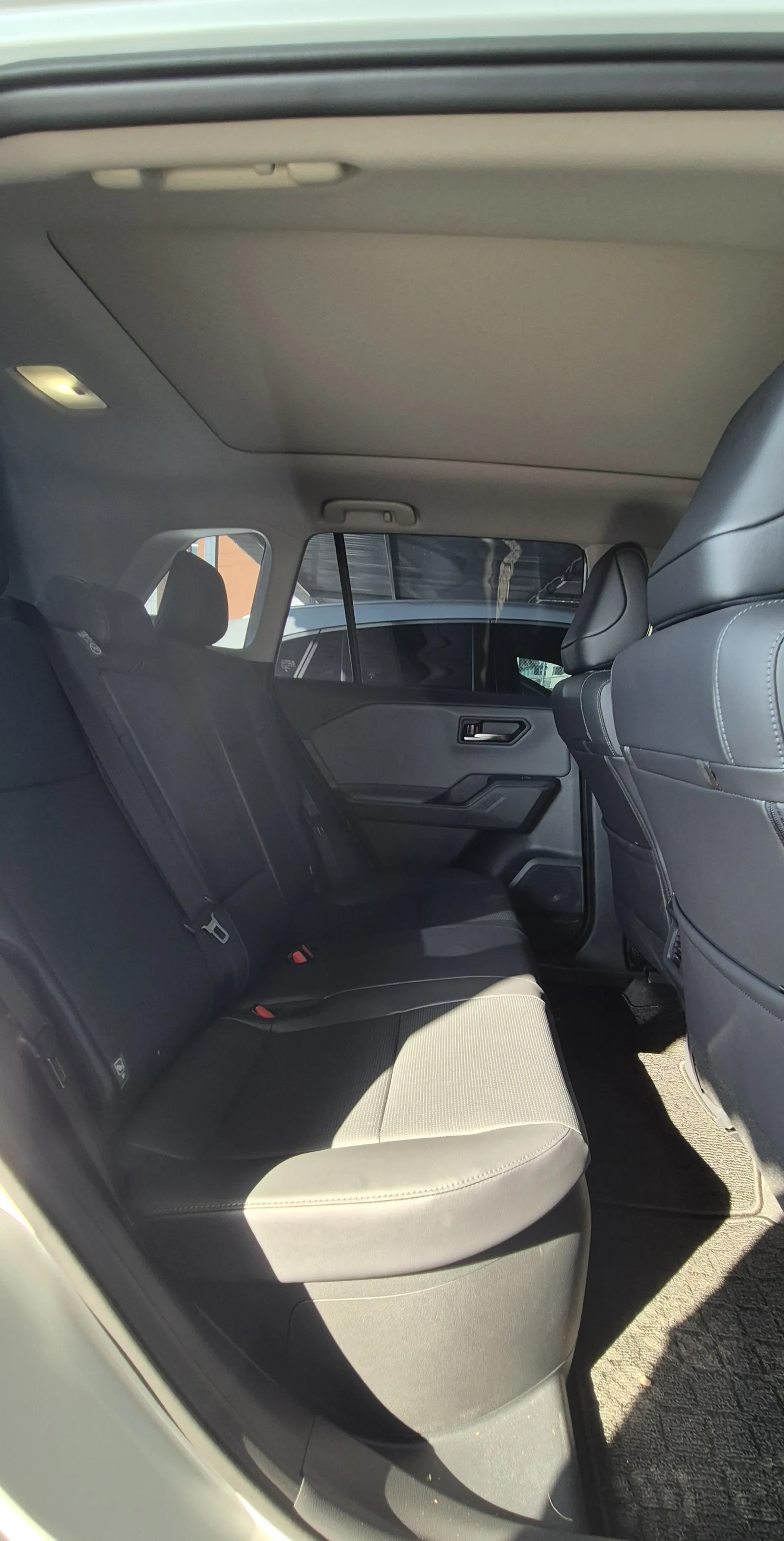 Toyota RAV 4 - photo 5